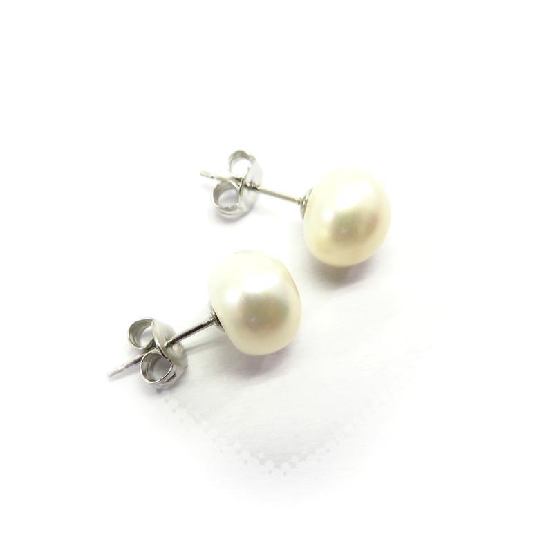 Silver Stud Earrings with Freshwater Pearls