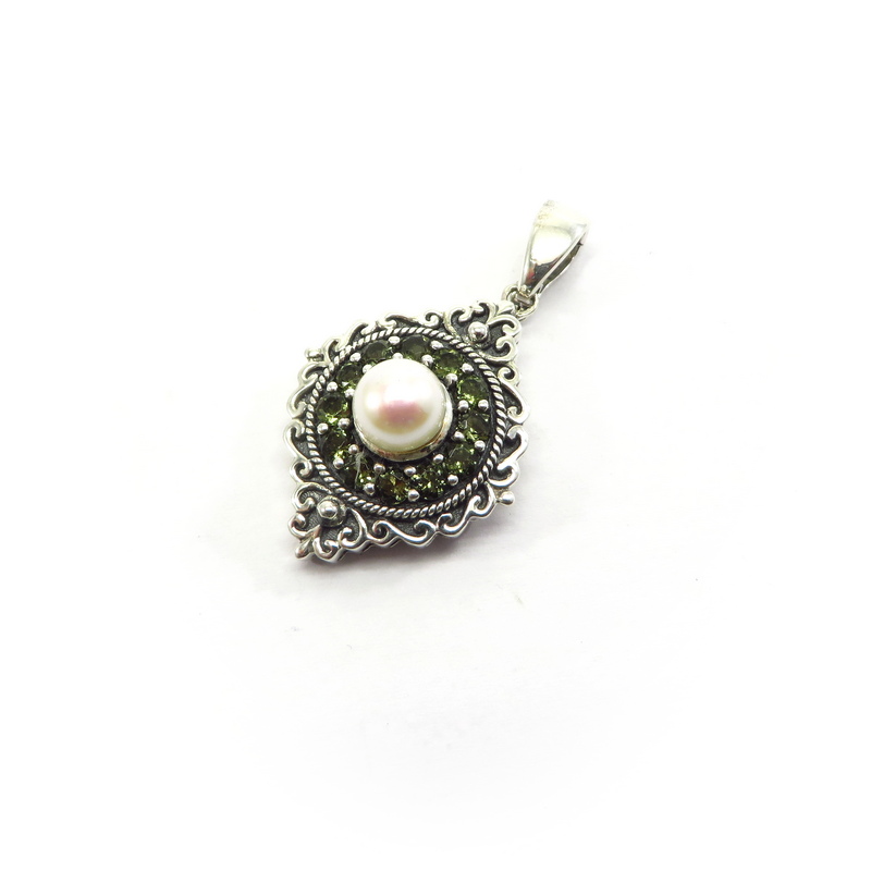 Fresh Water Pearl Pendant