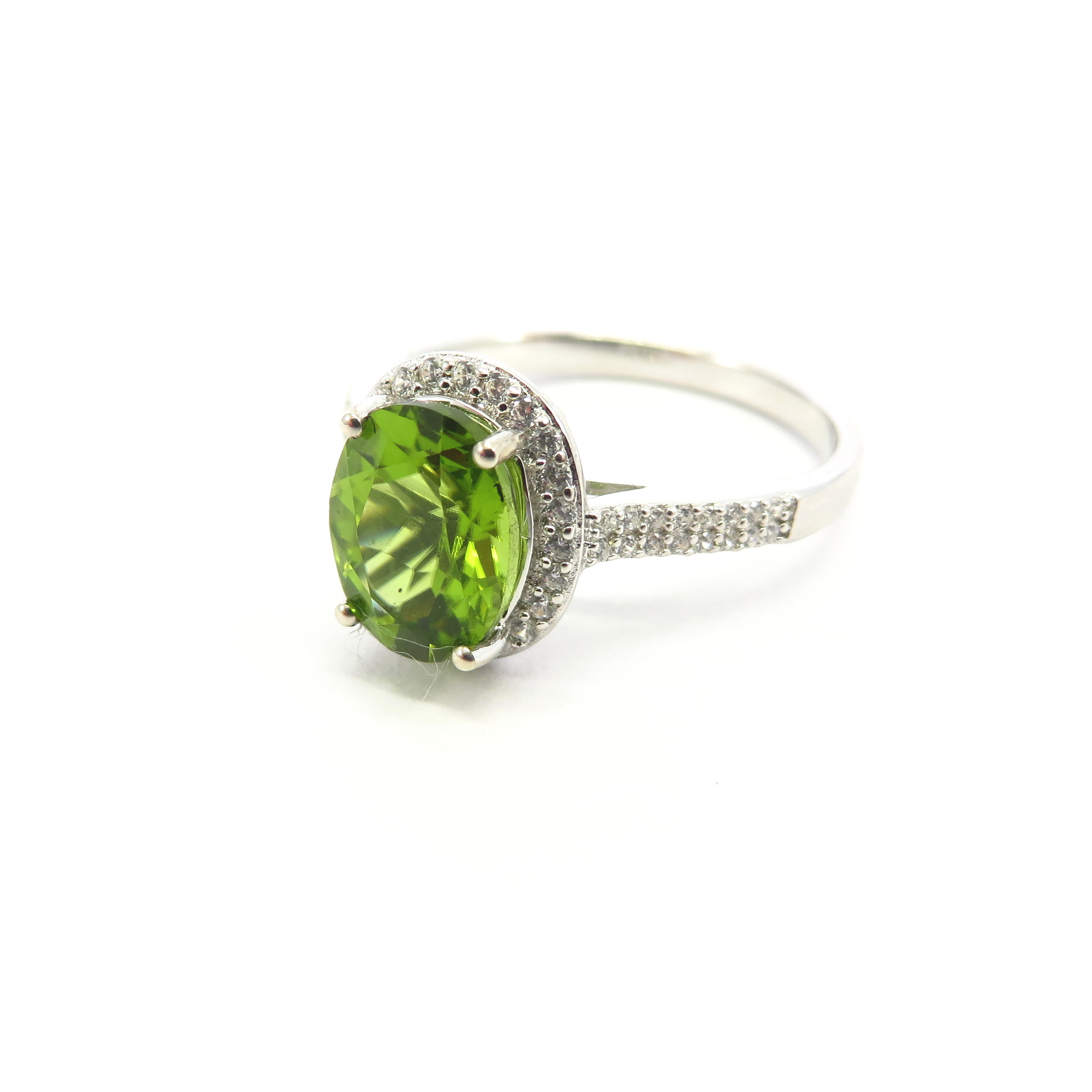 Oval Peridot Ring